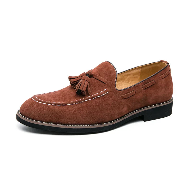 Męskie - Mokasyny z frędzlami - Miękki zamsz - Wygodne obuwie na co dzień - Elegancki styl