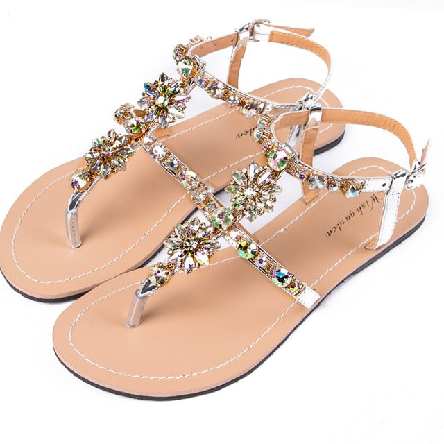 Damskie - Płaskie sandały - Błyszcząca skóra bydlęca T-Strap - Stylowe letnie sandały dla każdej okazji